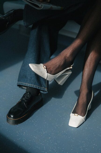 Jakie buty do różowej Sukienki?