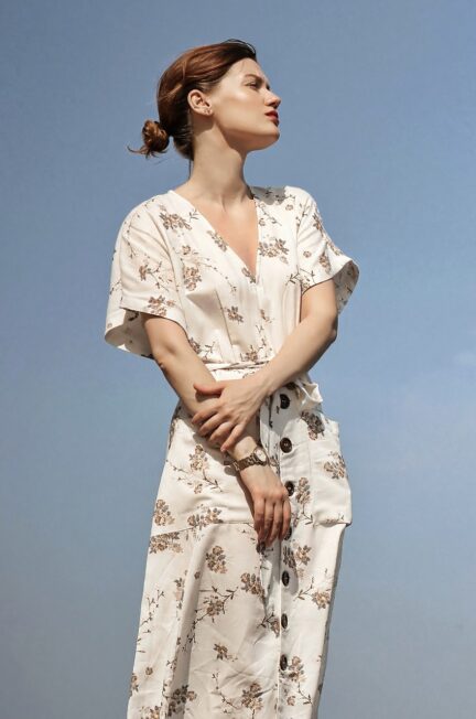 Jakie buty do sukienki boho? Kompletny poradnik